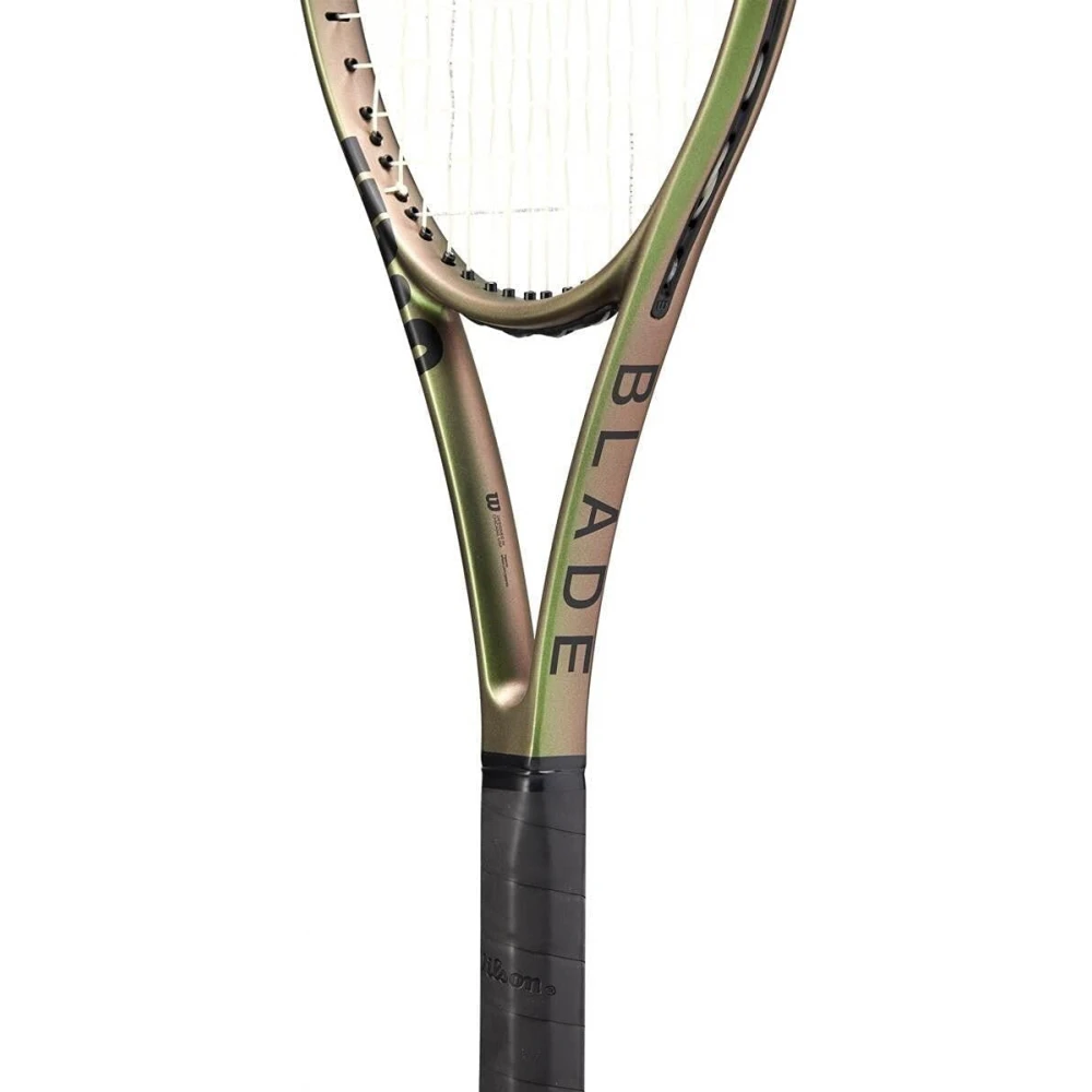 Wilson Blade 100 V8 16x19 Tennis Racquet 5 Wilson Blade 100 V8 16x19 Tennis Racquet - Image 3